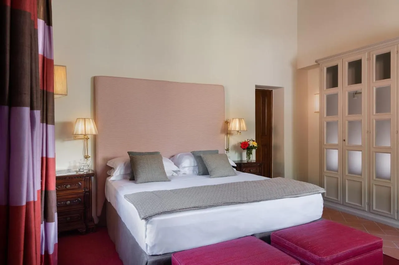 רג'לו Viesca Suites & Villas Il Borro Toscana אתר נופש