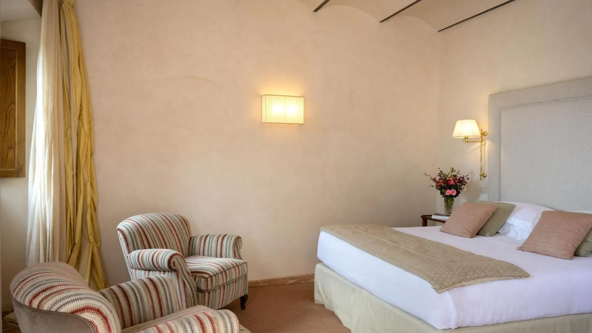 *** אתר נופש רג'לו Viesca Suites & Villas Il Borro Toscana איטליה