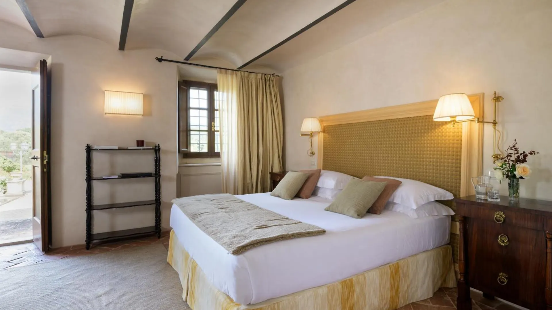 *** אתר נופש רג'לו Viesca Suites & Villas Il Borro Toscana איטליה